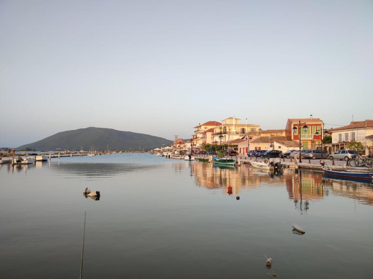 Lauren'S Charm Town Apartment Lefkada City Exterior photo